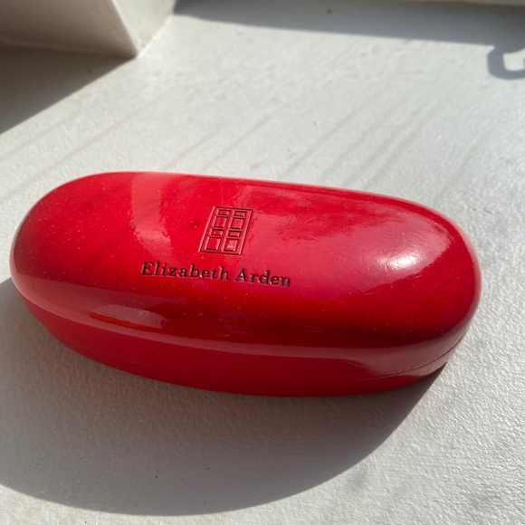 ❌SOLD❌Polarized sunglasses Elizabeth Arden - Picture 2 of 6